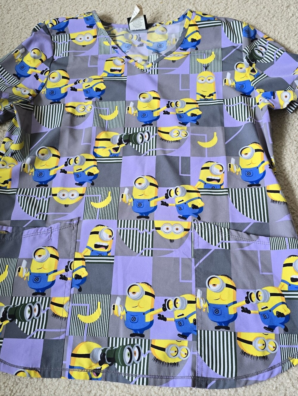 Minion With Pockets Scrub Material Top Womens Size Medium